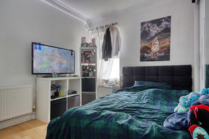 Bedroom- click for photo gallery